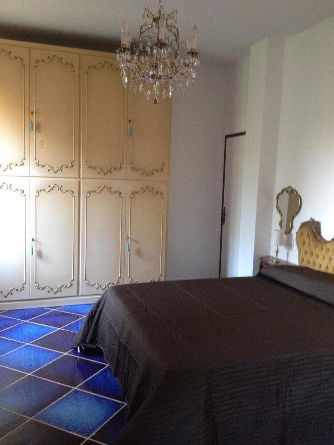 B&B Amendola バーリ エクステリア 写真